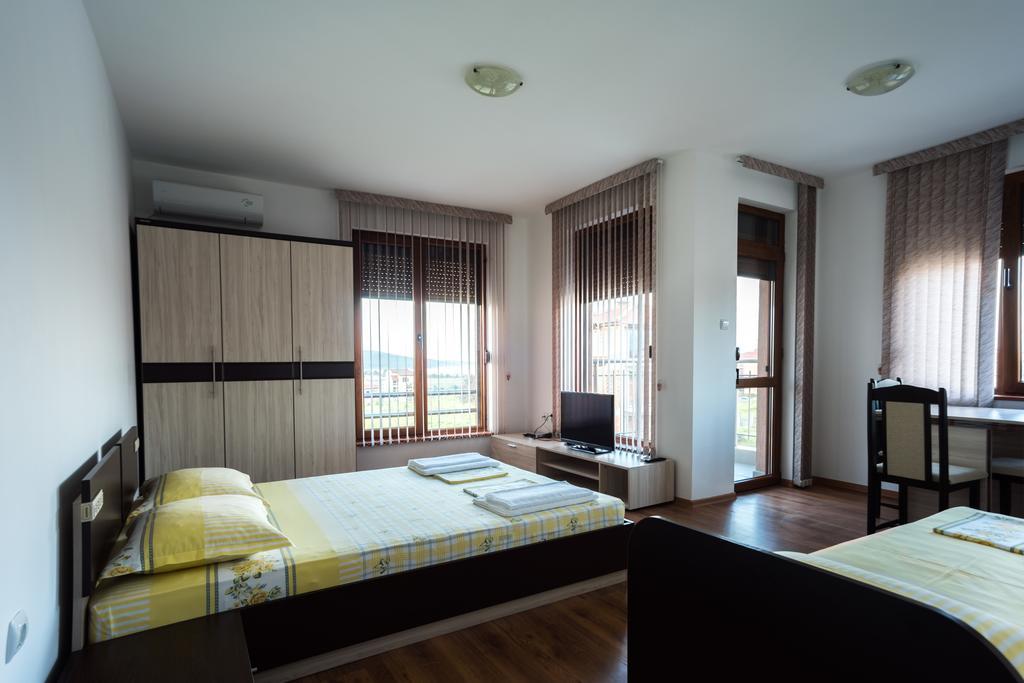 Guest House Georgievi Primorsko Luaran gambar